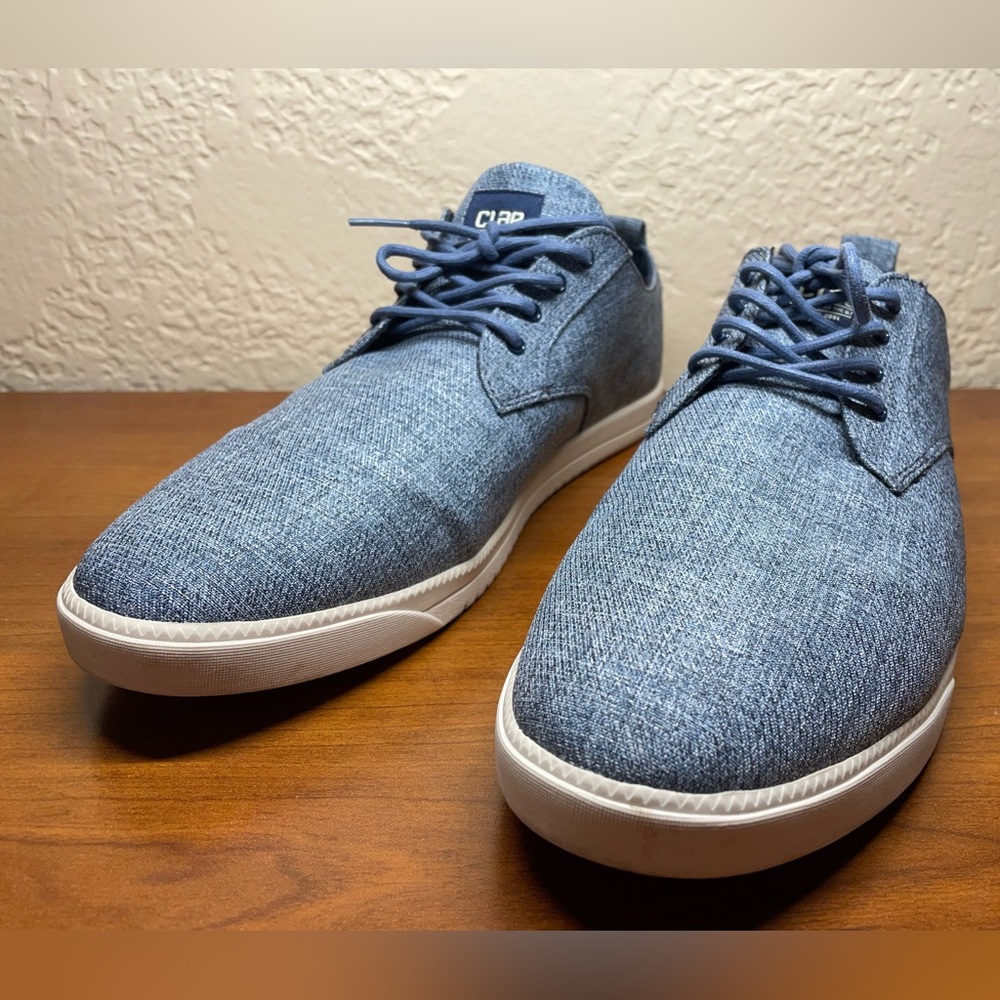 Clae / men’s boat shoe / size 11 / preowned / Ellington Textile /light jean blue